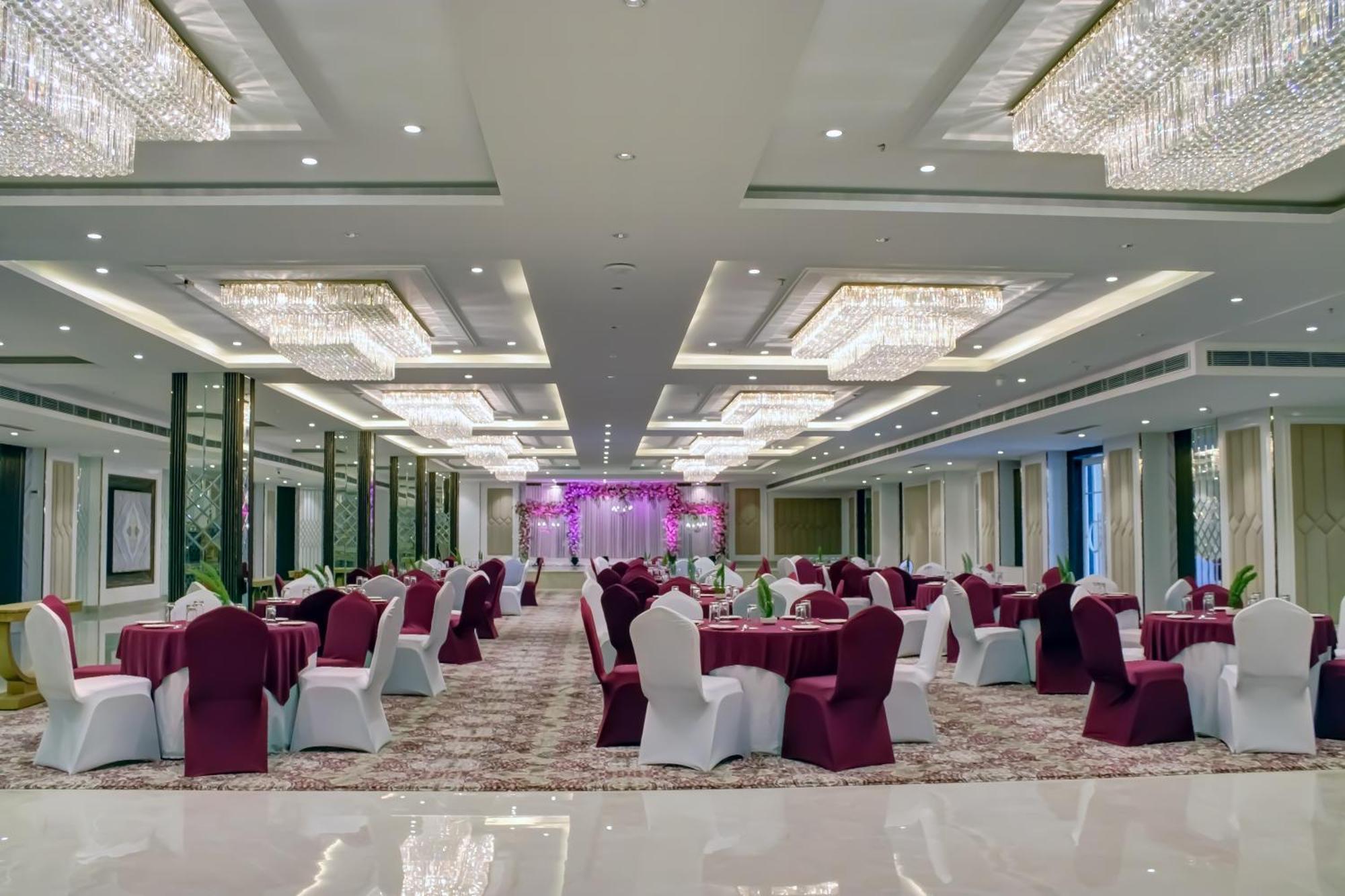 Cozzet Sonipat - A Cygnett Hotel Экстерьер фото