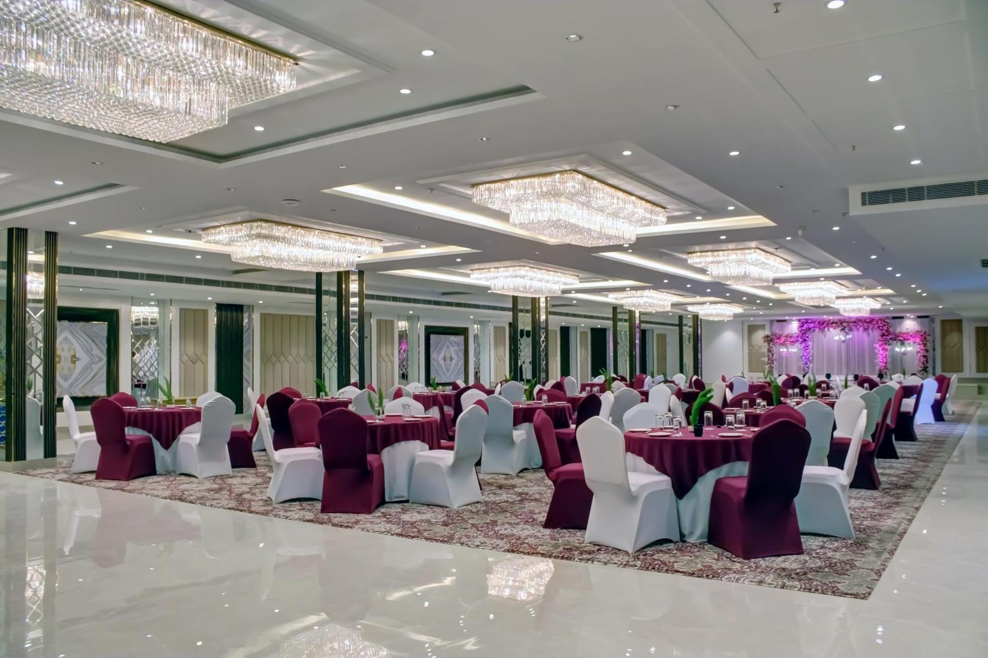 Cozzet Sonipat - A Cygnett Hotel Экстерьер фото